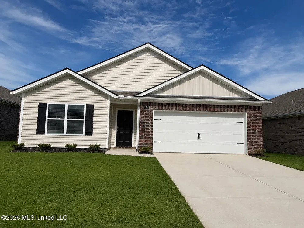 99 Pine Street Byhalia, MS 38611