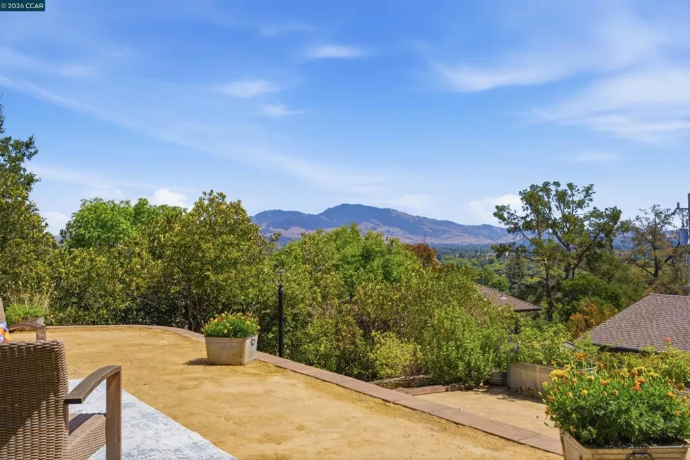 450 Little Rd Pleasant Hill, CA 94523