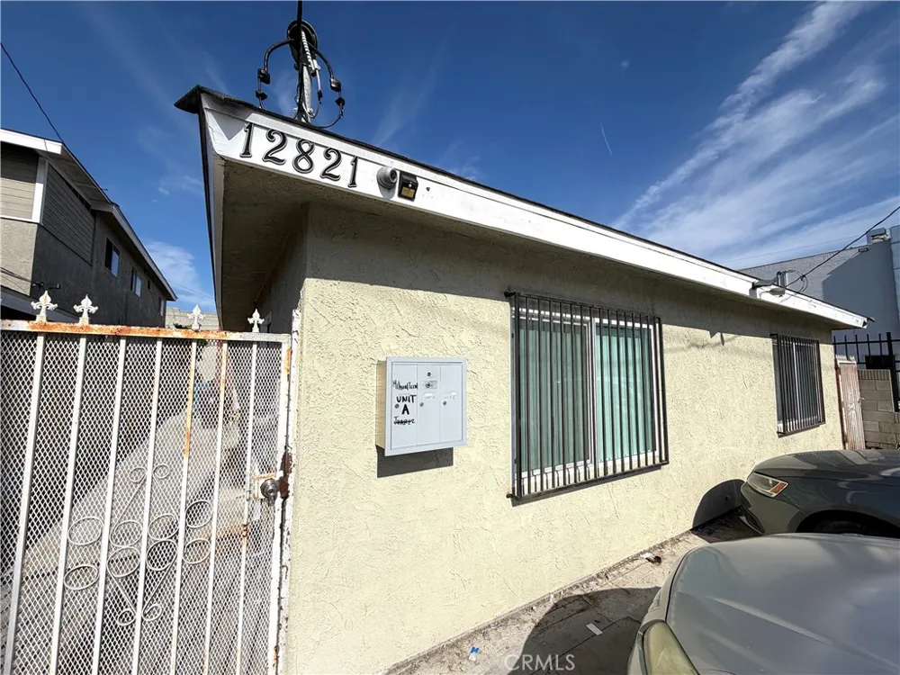 12821 Doty Avenue #C Hawthorne, CA 90250