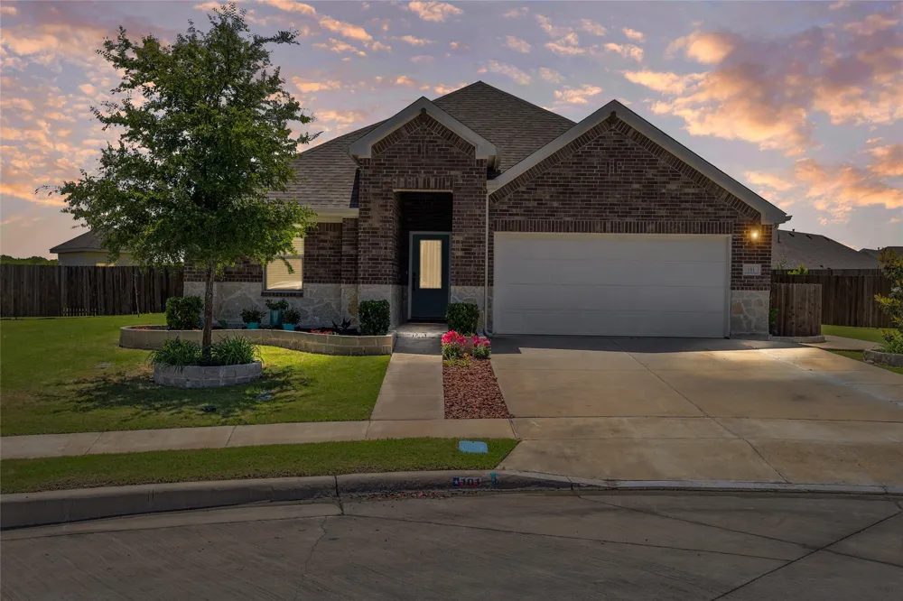 101 Lisa Lane Royse City, TX 75189