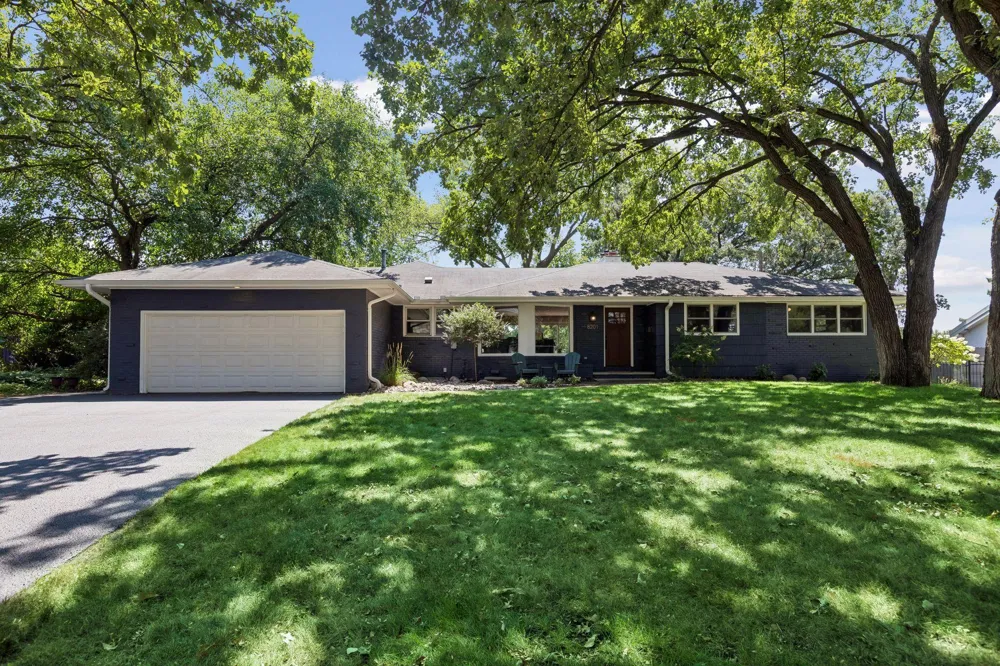 8201 Westwood Hills Curve Saint Louis Park, MN 55426