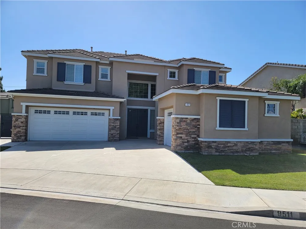 9511 Halekulani Garden Grove, CA 92841