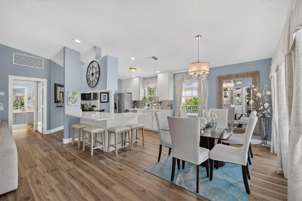 4089 Old Oak Drive Palm Beach Gardens, FL 33410
