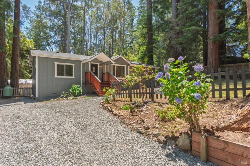 44791 Moonrise Drive Gualala, CA 95445