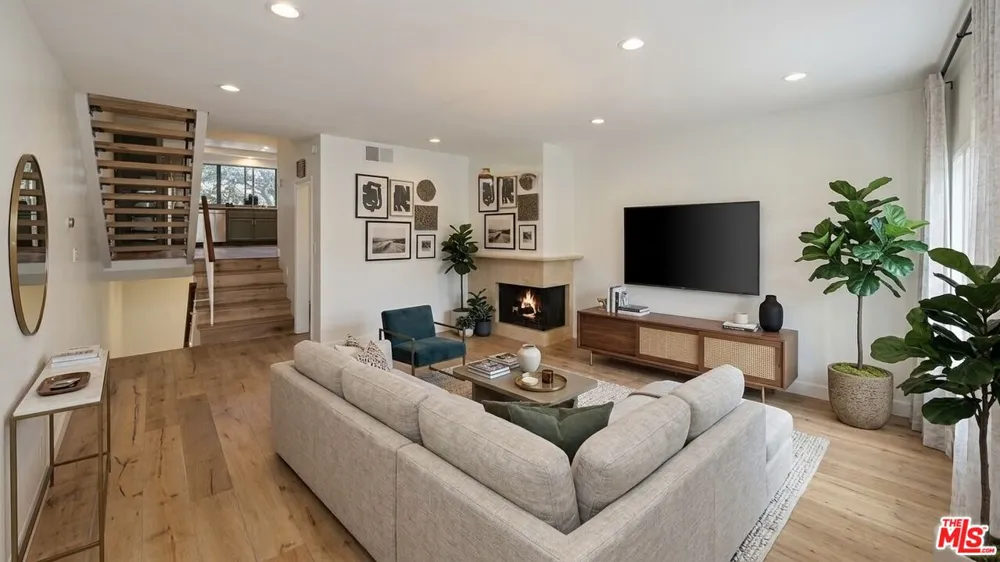 407 S Spalding Drive Beverly Hills, CA 90212