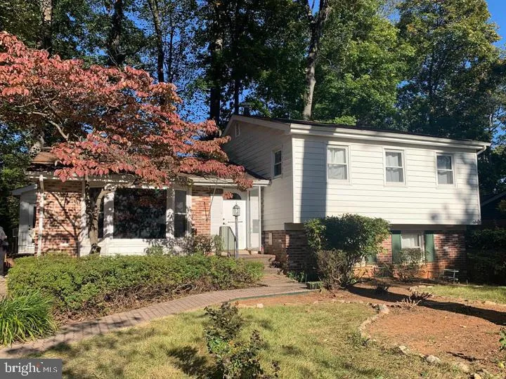 3532 QUEEN DRIVE Fairfax, VA 22030