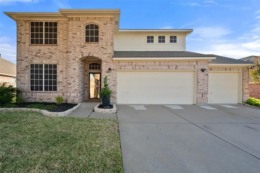 3104 Summer Grove Court Mansfield, TX 76063