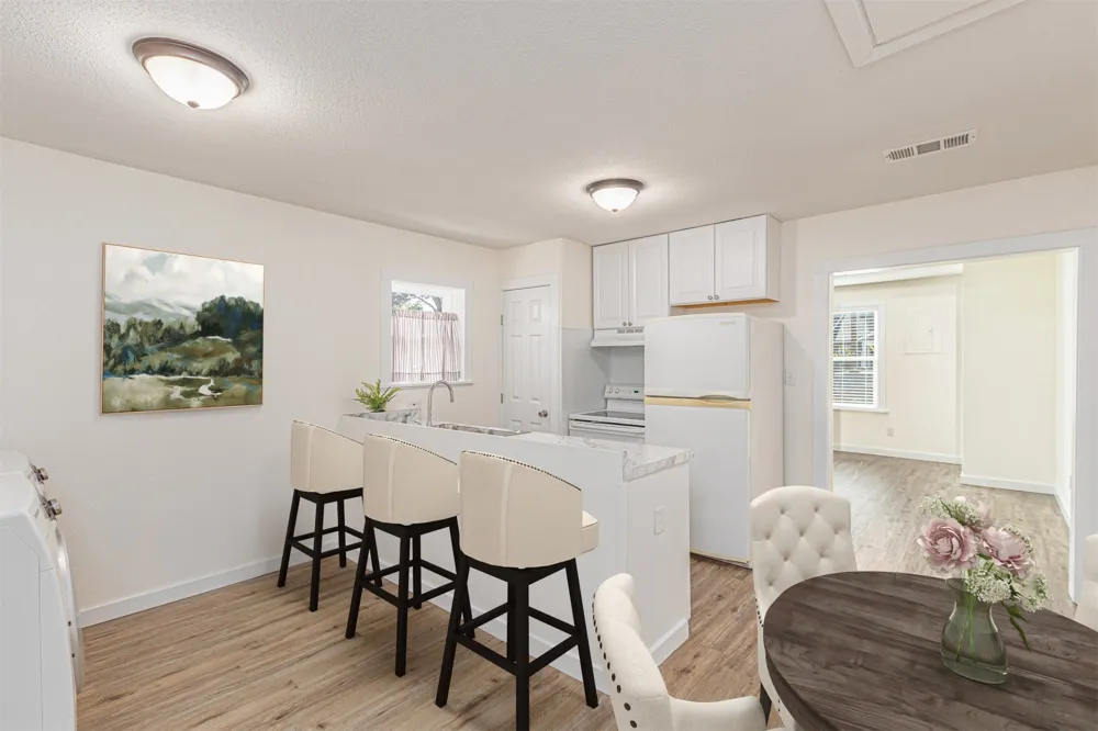 1415 College Street McKinney, TX 75069