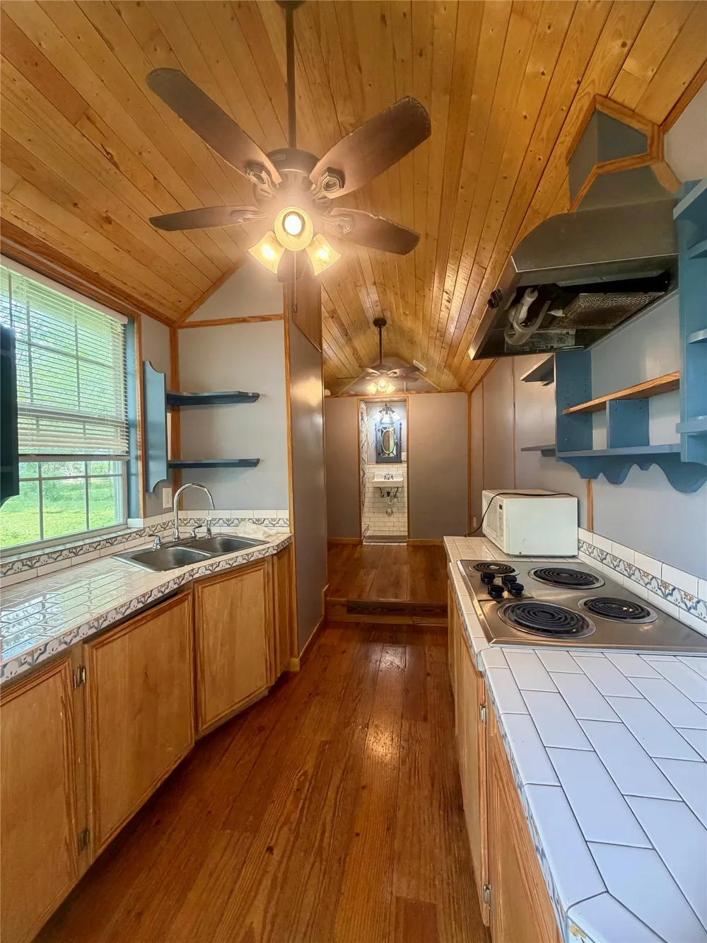 184 3rd Street #2 Maxwell, TX 78656