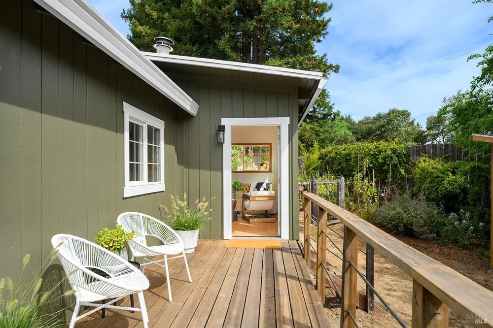 13190 Dupont Road Sebastopol, CA 95472