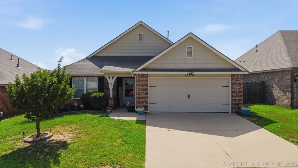 13328 S 21st Place Bixby, OK 74008