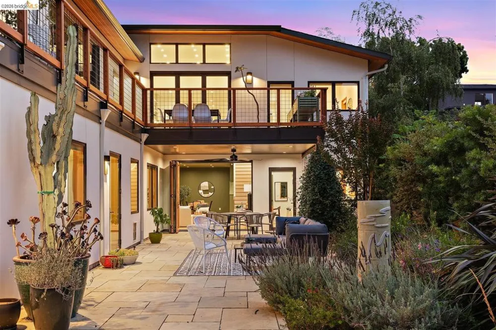 2241 Glen Ave Berkeley, CA 94709