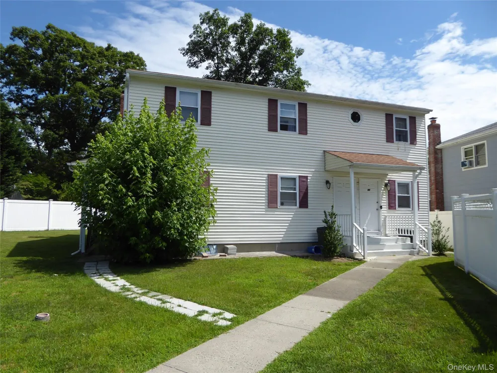 95 Valentine Avenue #2nd Fl Glen Cove, NY 11542