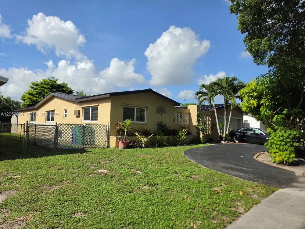 9240 SW 56th St #0 Cooper City, FL 33328