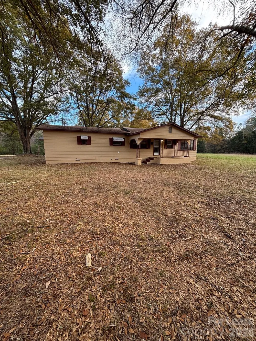 242 John C Road McConnells, SC 29726