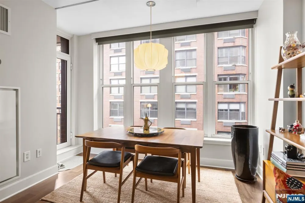 1125 Maxwell Lane 540 Hoboken, NJ 07030