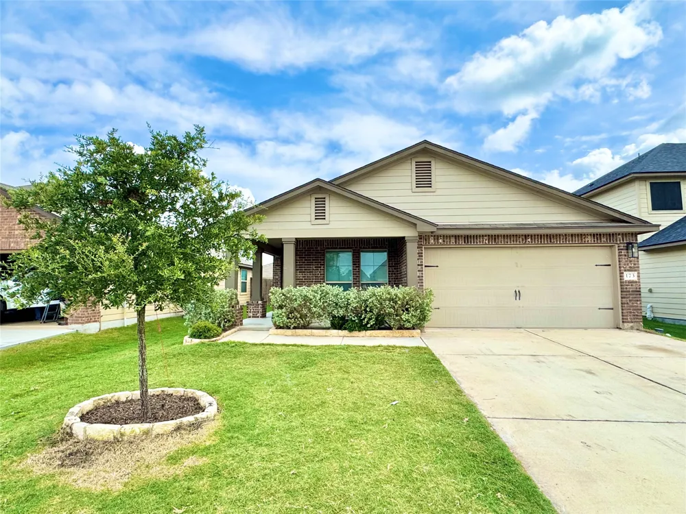 173 Beth Ann Loop Taylor, TX 76574