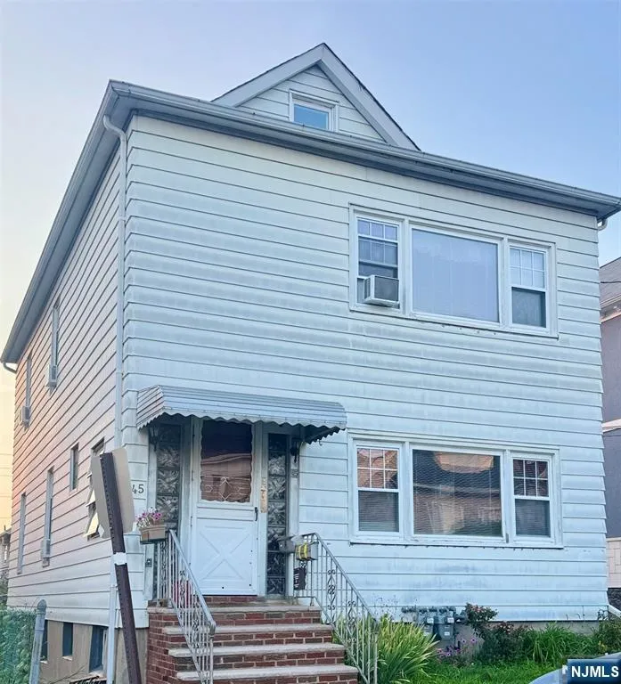 45 Morrissee Avenue Wallington, NJ 07057