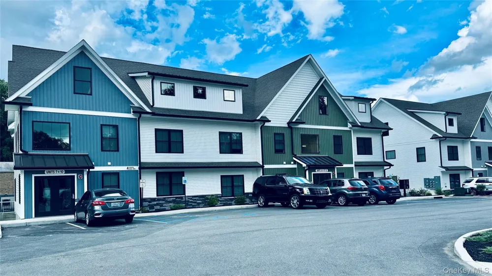 4 SOUTH HILLS #12 Wappingers Falls, NY 12590