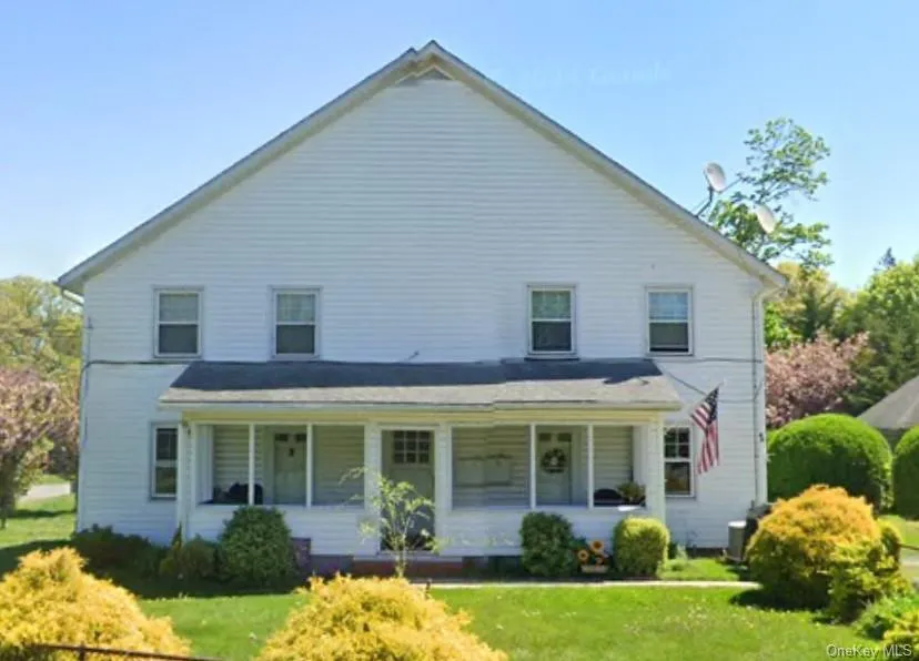 48 Reservoir Avenue Northport, NY 11768