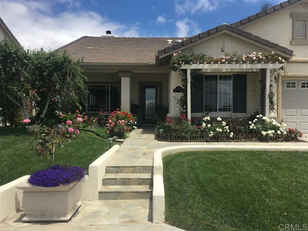459 Lexington Cr. Oceanside, CA 92057