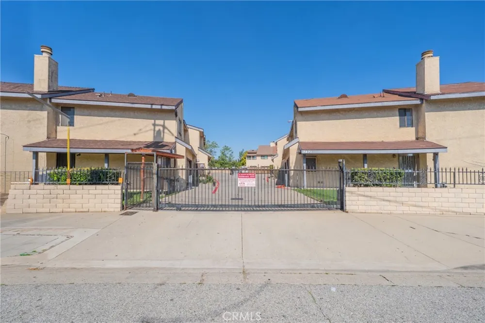9471 Cortada El Monte, CA 91733