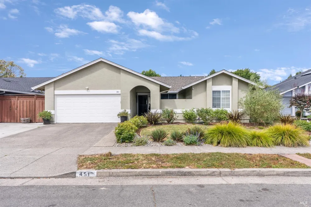 451 Rusty Drive Santa Rosa, CA 95401