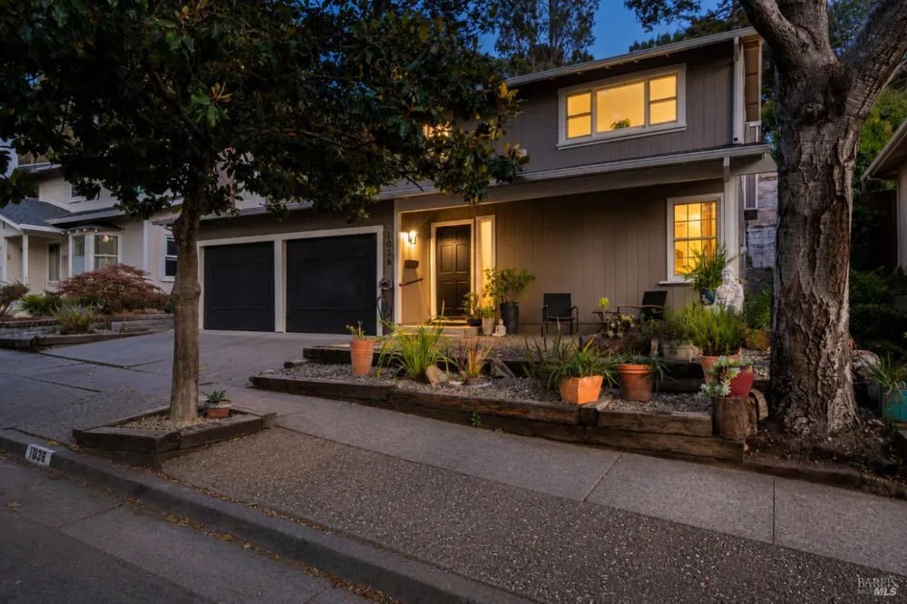1036 Mcnear Avenue Petaluma, CA 94952
