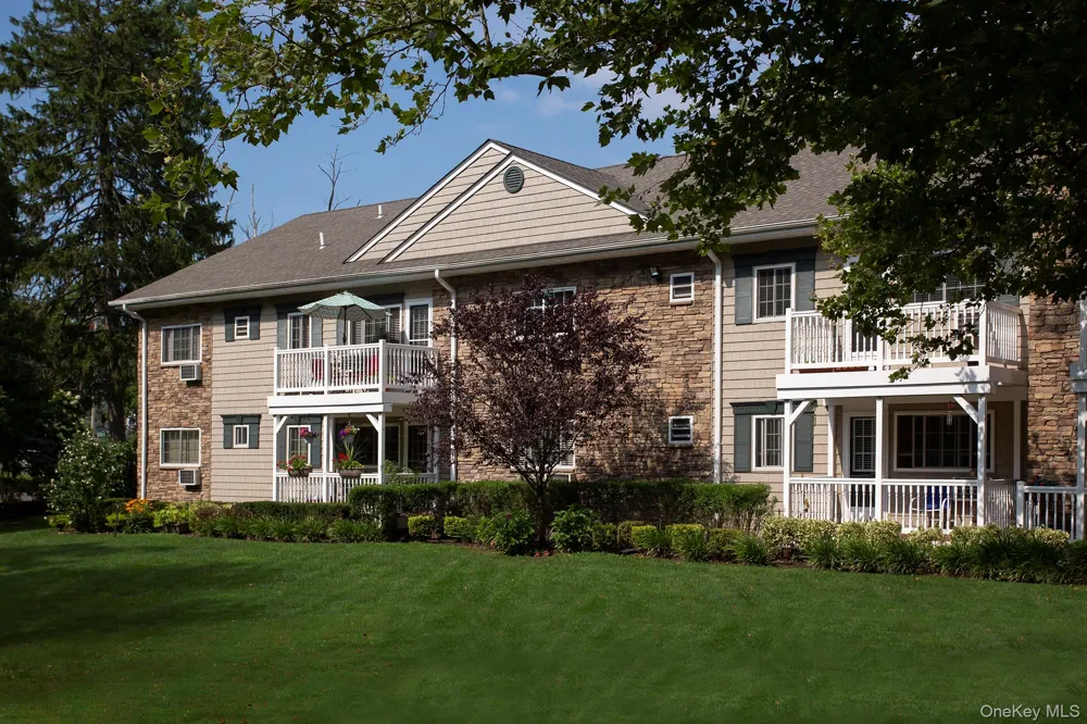 666 Veterans Highway #2-2F Hauppauge, NY 11788