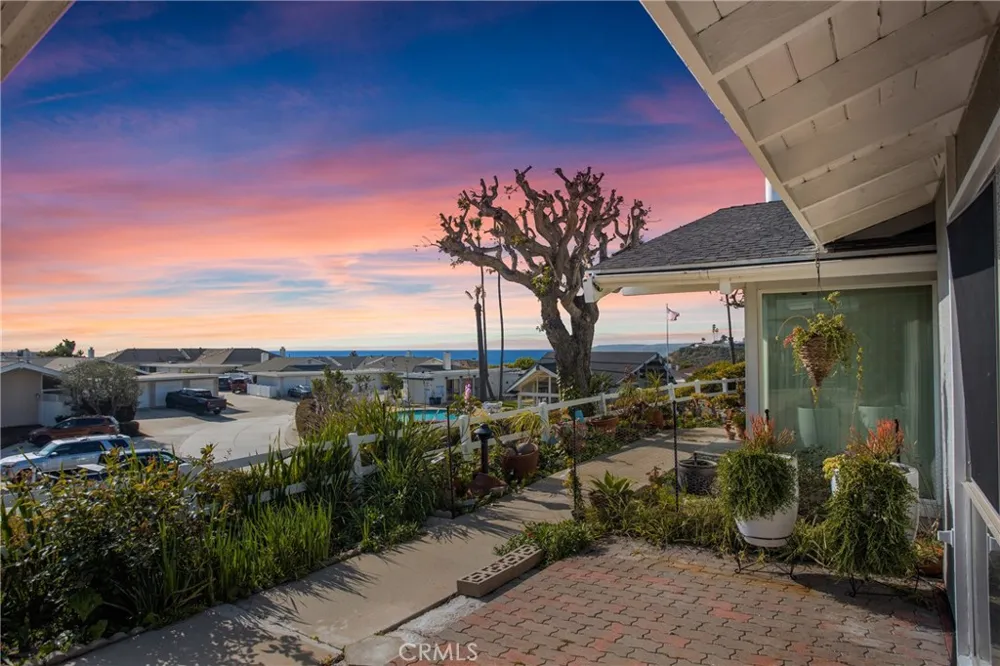 305 Camino San Clemente San Clemente, CA 92672