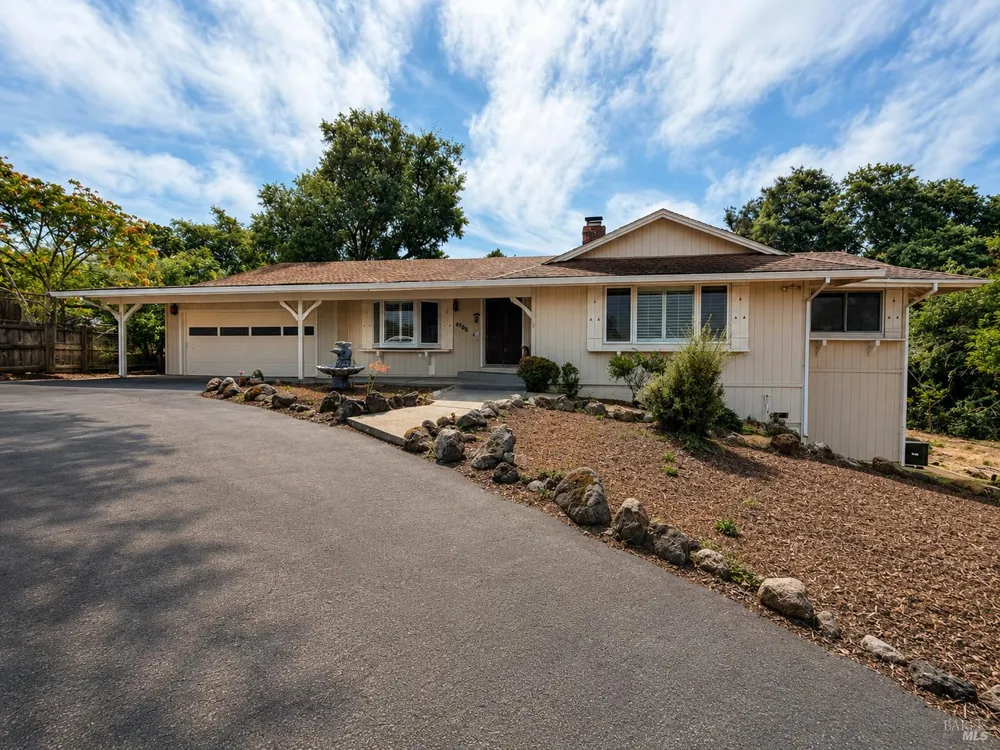 4705 Acacia Way Penngrove, CA 94951