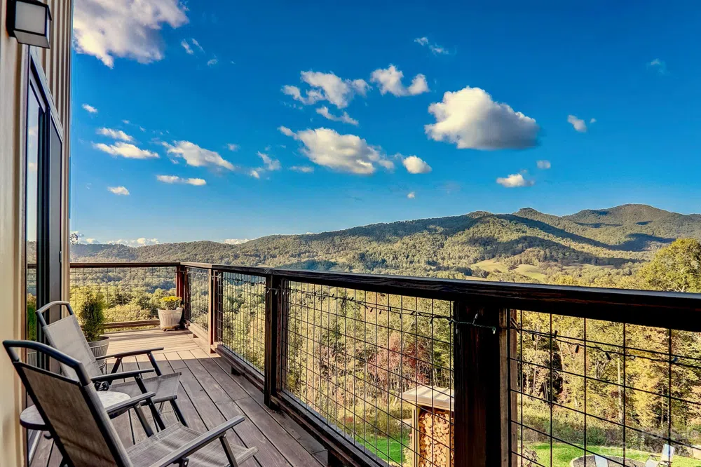 93 Old Stewart Road Weaverville, NC 28787