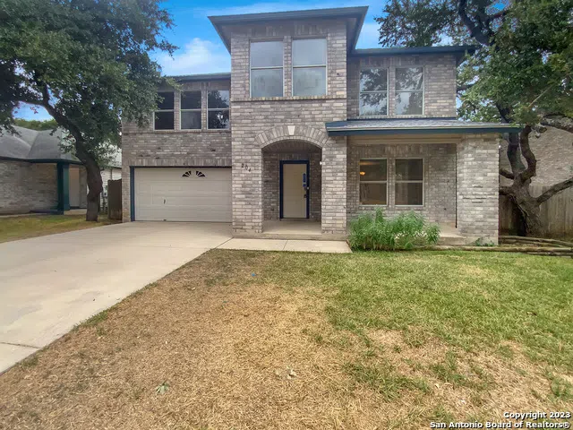 204 VICTORIA PT Schertz, TX 78154