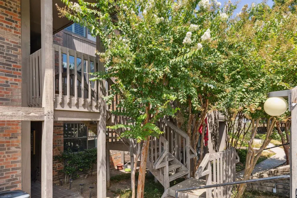 1108 Signal Ridge Place