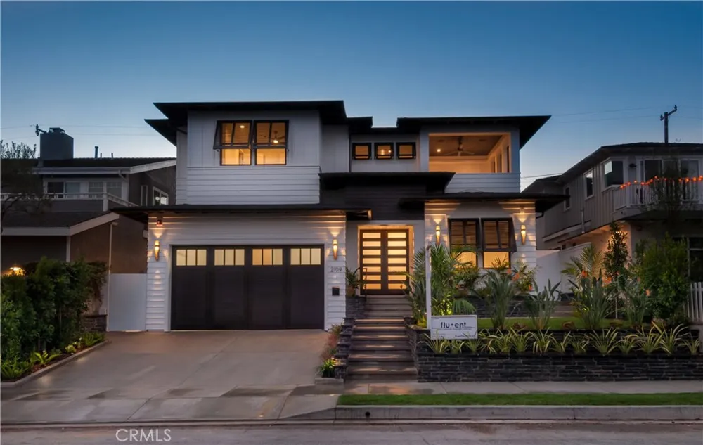 2109 N Meadows Avenue Manhattan Beach, CA 90266