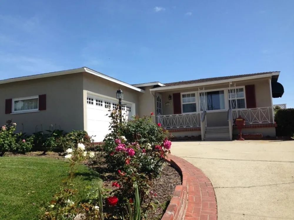 1434 E Elm El Segundo, CA 90245