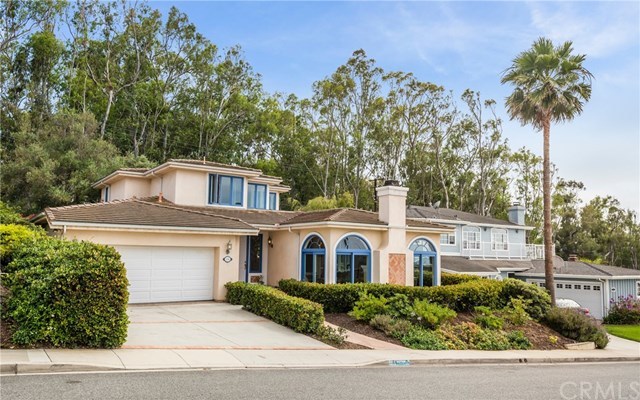 114 Calle De Arboles