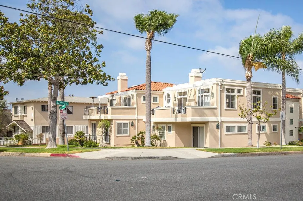 801 Emerald Street Redondo Beach, CA 90277