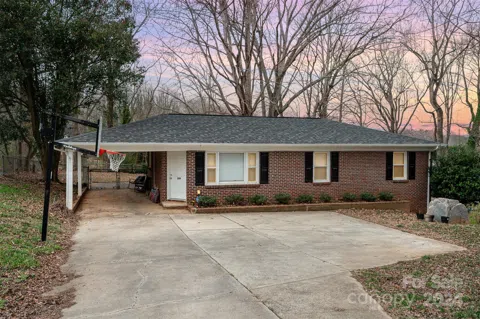 109 Lafayette Road