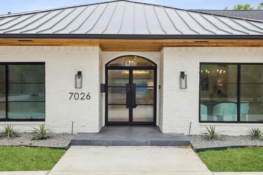 7026 Desco Drive Dallas, TX 75225