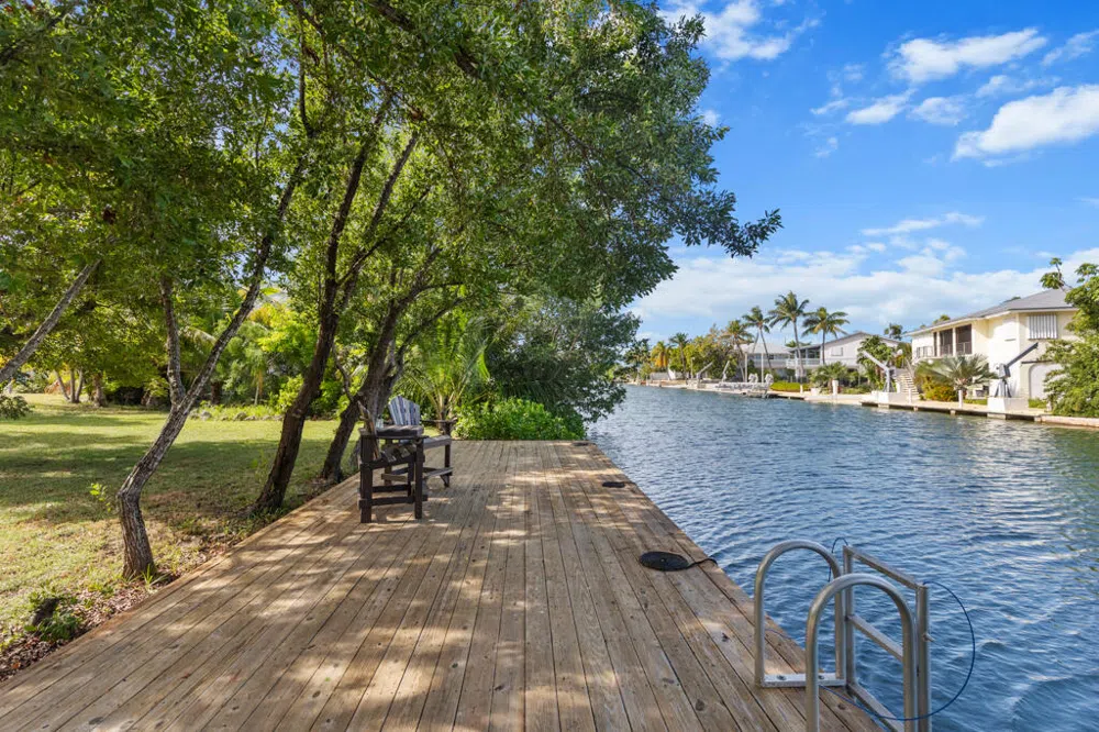 17123 W Green Turtle Lane