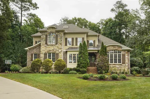 1408 Caistor Lane