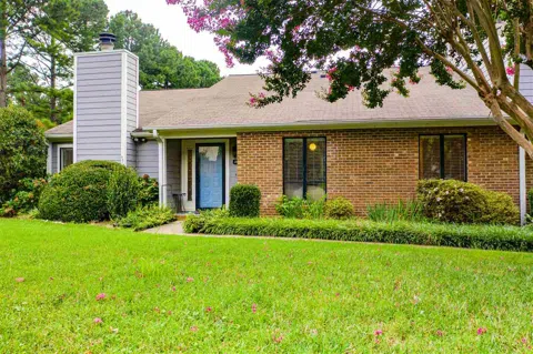 214 Clancy Circle