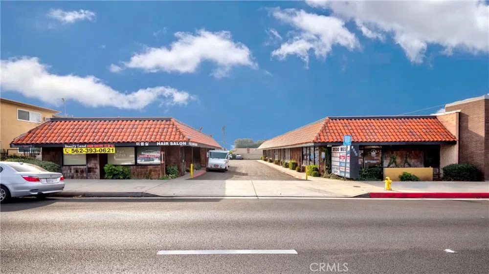 2530 W Whittier Boulevard