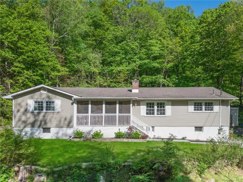 667 Peekskill Hollow Road