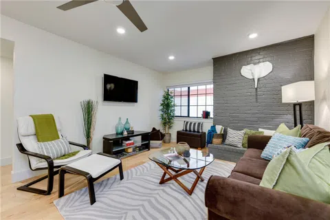 909 Reinli Street #214