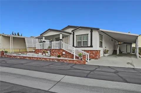 8651 Foothill #28