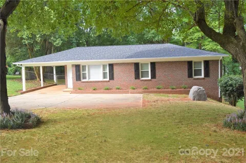 109 Lafayette Road