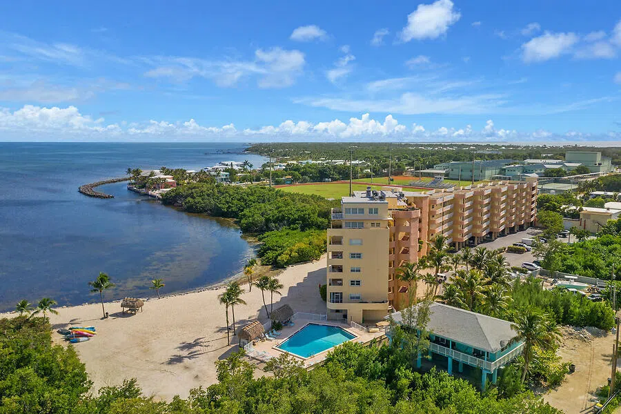 200 Wrenn Street #408