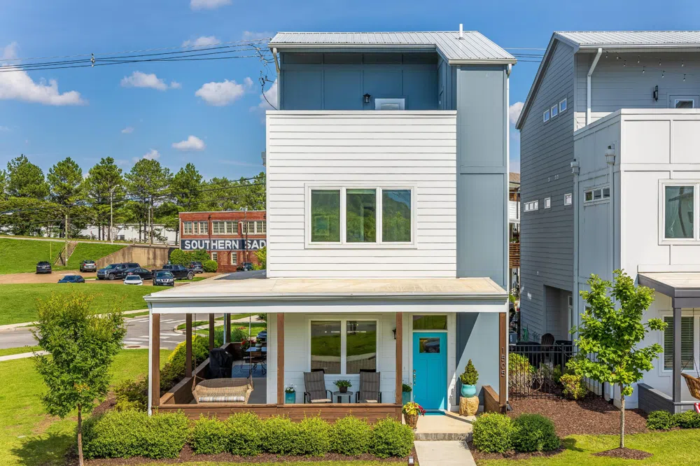 1505 Sinclair Avenue